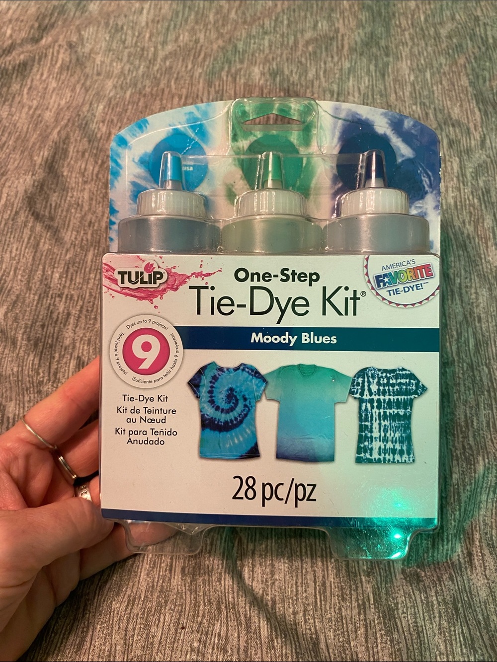 Tulip One-Step Tie-Dye Kit Premium Supplies Easy Techniques & Fabric Designs NEW